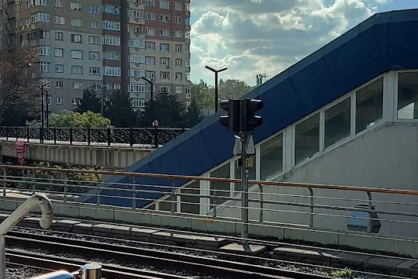 Davutpaşa Metro Durağı - Resim 7