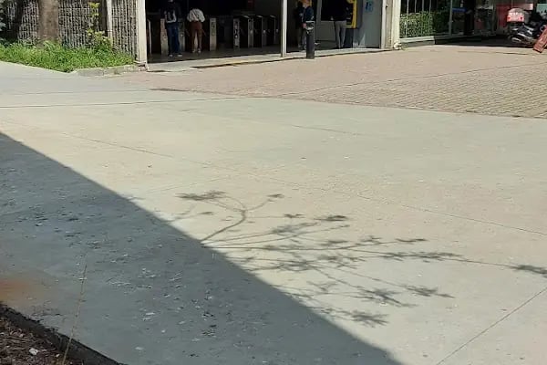 Davutpaşa Metro Durağı - Resim 15