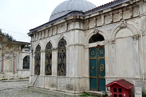 Prens Sabahattin Türbesi - Resim 4