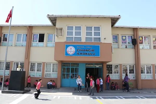 İstanbul Avcılar Cihangır İlkokulu - Resim 1