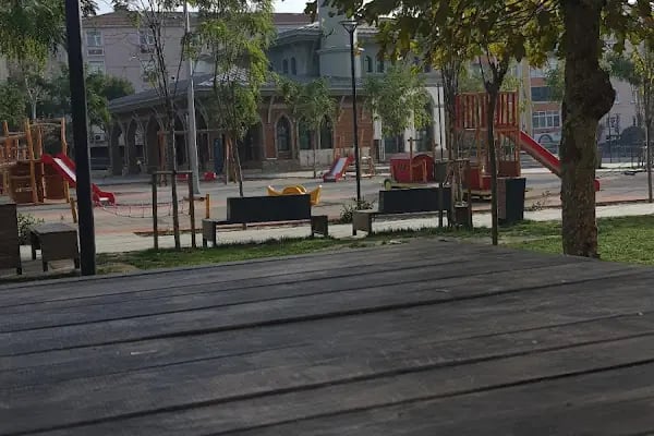 Güneştepe Millet Bahçesi - Resim 4