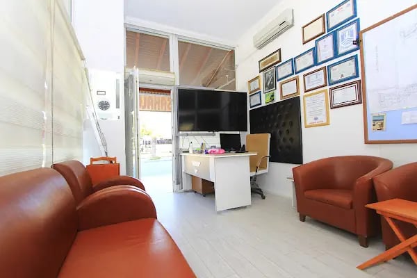 Pozitif Emlak &amp; İnşaat Bodrum - Resim 2