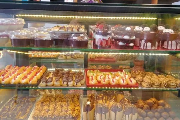 Çilek pasta cafe - Resim 16
