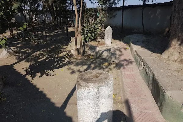 Karaca Ahmet Türbesi - Resim 18