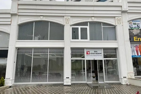ÖZEL GÖZDE AKADEMİ AĞIZ VE DİŞ SAĞLIĞI POLİKLİNİĞİ - Resim 13