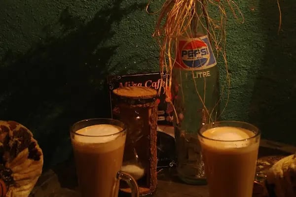 Miza Kafe - Resim 13