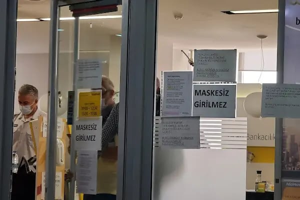 VakıfBank Otokent İzmir Şubesi - Resim 3