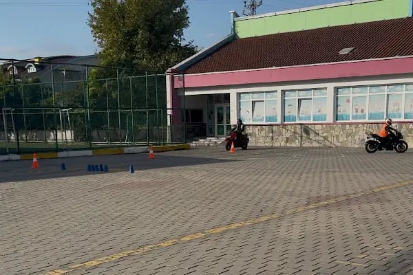 Konak Sürücü Kursu - Resim 16