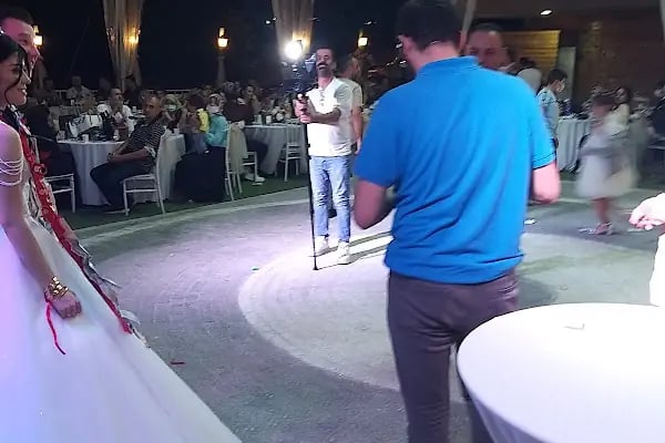 Violet Göl Keyfi Kır Bahçesi Balo &amp; Davet - Resim 7