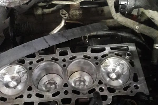 SAKARYA BÖLGESİNDE OTO YOL YARDIM MOTOR TAMİR SERVİSİ - Resim 5