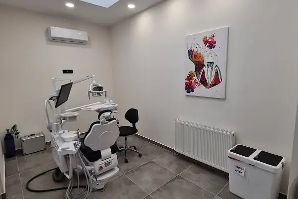 Bulvar Bağlıca Ağız ve Diş Sağlığı Polikliniği - Resim 15