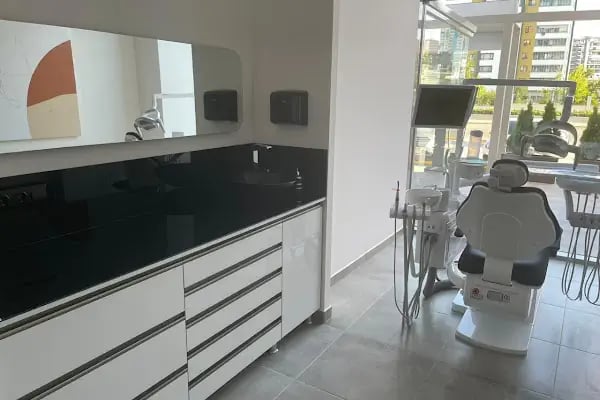 Bulvar Bağlıca Ağız ve Diş Sağlığı Polikliniği - Resim 17
