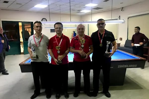Reis Bilardo Cafe - Resim 2