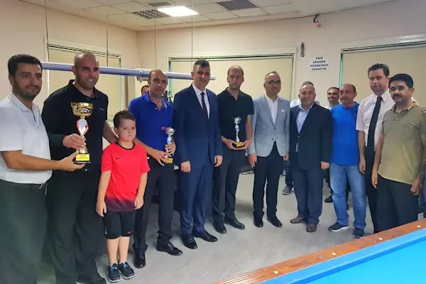 Reis Bilardo Cafe - Resim 5