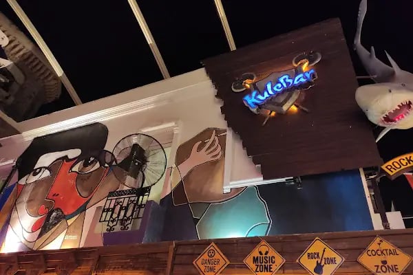 Kule Rock City Bar - Resim 4