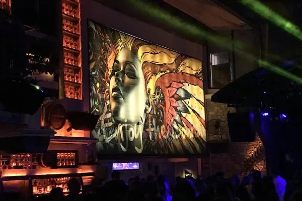 Kule Rock City Bar - Resim 17