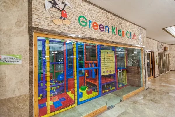 Green World Sports Center - Resim 10