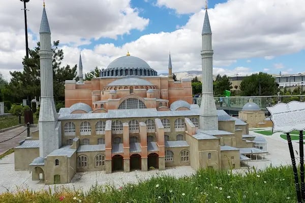80 Binde Devr-i Alem Parkı - Meram Belediyesi - Resim 14