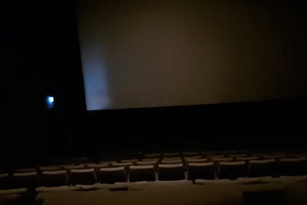 Paribu Cineverse Van AVM - Resim 16