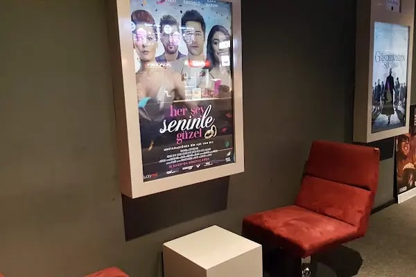 Paribu Cineverse Van AVM - Resim 13