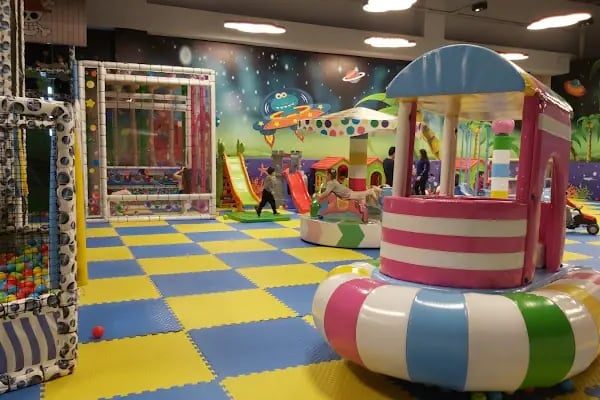 Playland Çocuk Oyun Salonu - Resim 1