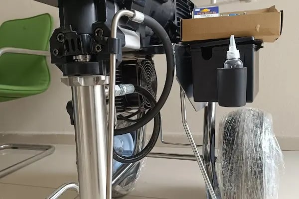 Astech airless boya makineleri - Resim 1