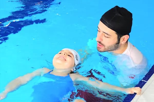 SWIMMING SCHOOL 1988 - Resim 6