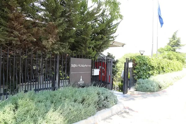 Şato Kütüphanesi - Resim 6