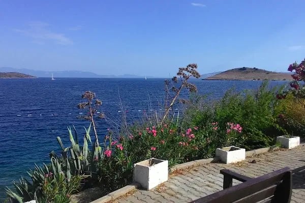 Aktur tatil sitesi ortaburun plajı - Resim 6