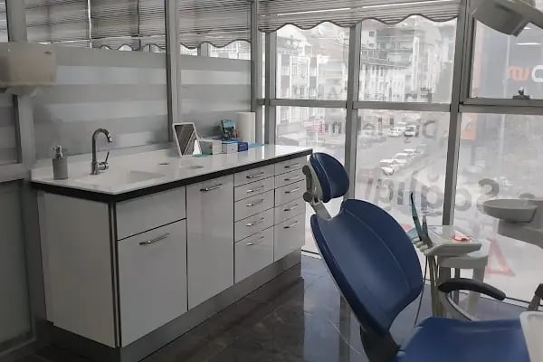 DENT ATAKENT AĞIZ VE DİŞ SAĞLIĞI POLİKLİNİĞİ - Resim 11