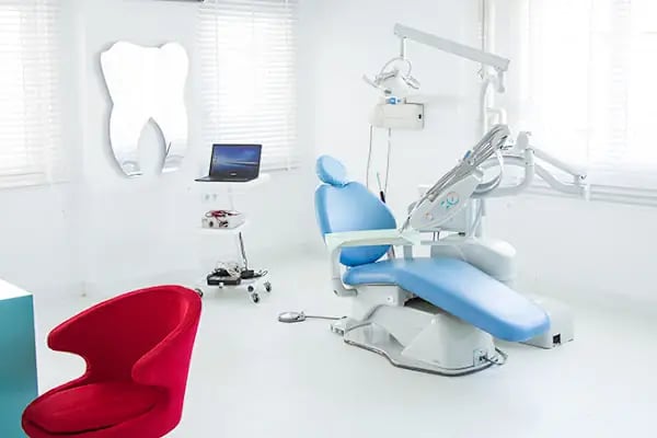 Dentalazer Ağız ve Diş Sağlığı Polikliniği - Resim 3