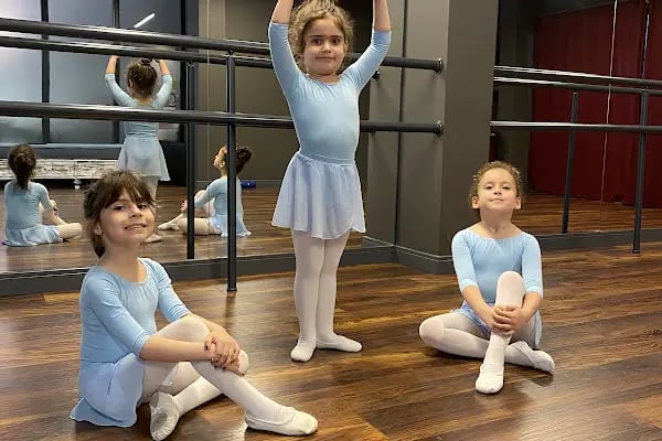 AKS SANAT AKADEMİ - Resim 3