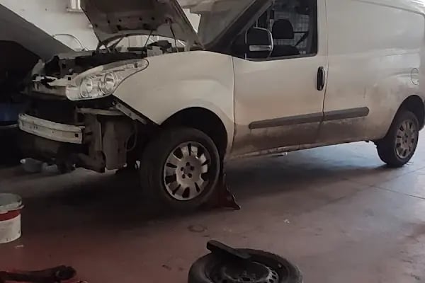 GÜNSER OTOMOTİV Peugeot ve Citroen Servisi - Resim 13