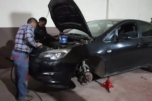 GÜNSER OTOMOTİV Peugeot ve Citroen Servisi - Resim 12