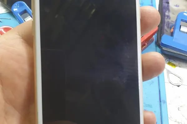 SEZEN İletişim Gsm Repair - Resim 19