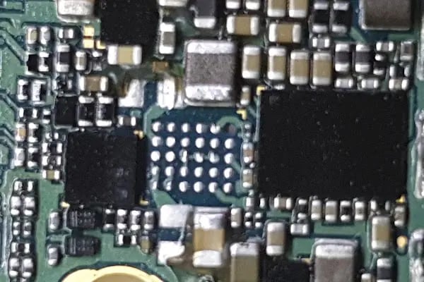 SEZEN İletişim Gsm Repair - Resim 10
