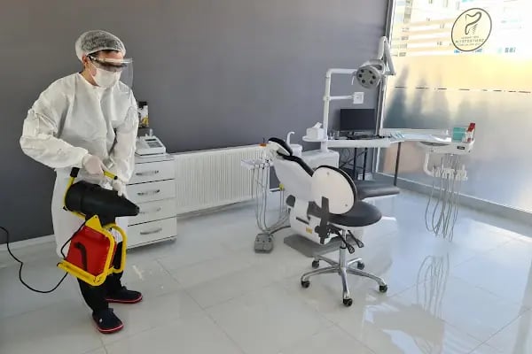 Yenikent Dentestetik Diş Polikliniği - Resim 8
