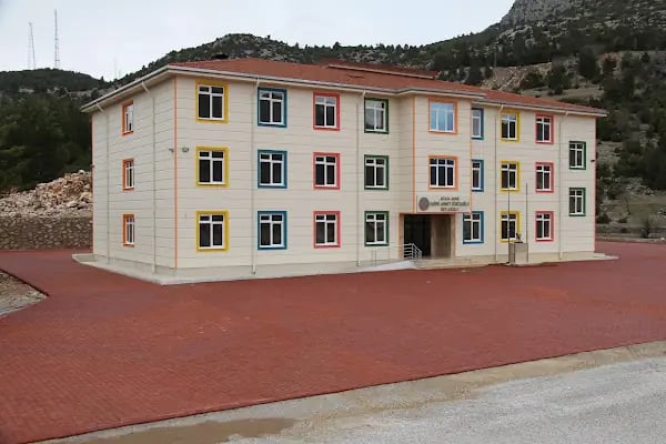 Emine Ahmet Büküşoğlu Ortaokulu - Resim 4