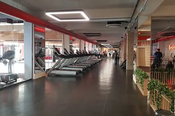 Aura Fitness Club - Başakşehir Spor Salonu - Resim 3