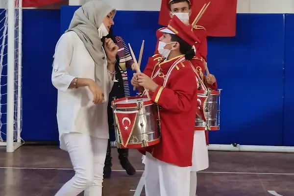 Bitez Gülümser Mehmet Danacı Ortaokulu - Resim 4