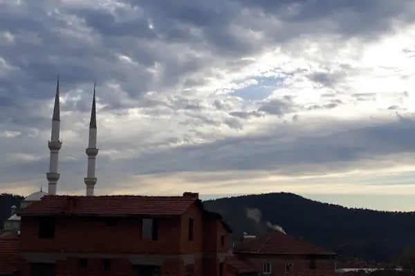 Harmancık Merkez Cami - Resim 9
