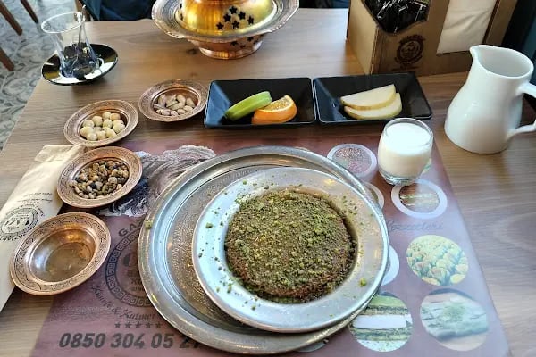 Gaziantepli Gazi Künefe - Resim 2