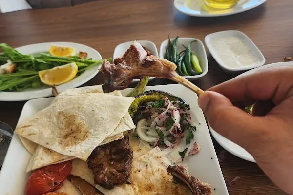 ZİRVE RESTAURANT - Resim 4