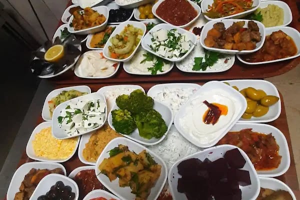 Dede Türkü Evi sahne - Resim 3