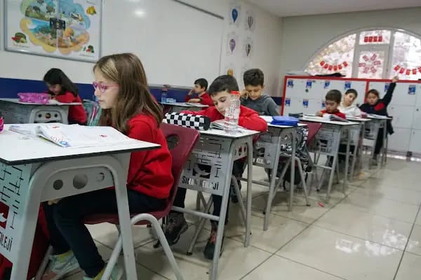 Güneşli Sınav Koleji Anaokulu İlkokul Ortaokul Anadolu ve Fen Lisesi - Resim 14