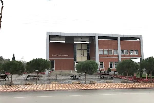 İslahiye Adalet Sarayı - Resim 1
