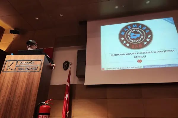 Kozyatağı Kültür Merkezi Konferans Salonu - Resim 3