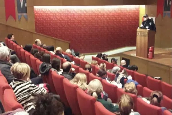 Kozyatağı Kültür Merkezi Konferans Salonu - Resim 15