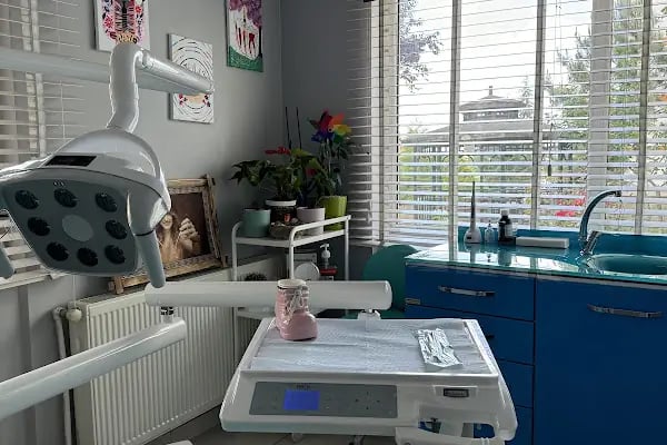 AREL Ağız ve Diş Sağlığı Polikliniği - Resim 3