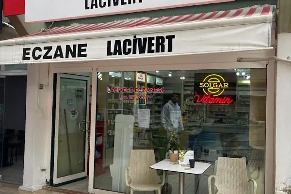 Lacivert Eczanesi - Resim 1
